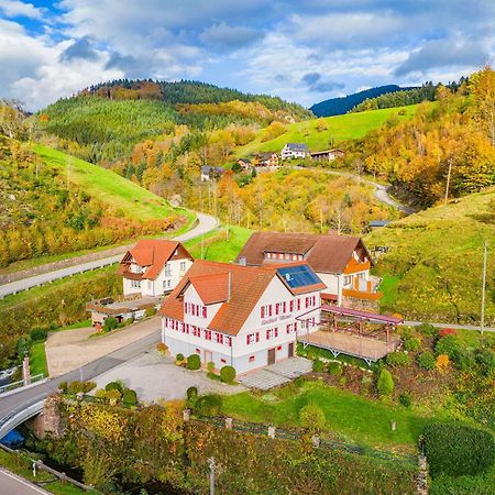 Hotel - Gasthof Blume Oppenau Exterior foto